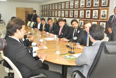 Reunião parlamentares com governador Renan Filho_União Pelo Nordeste (5).JPG