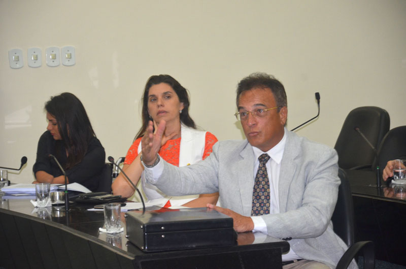 Deputado Galba Novaes