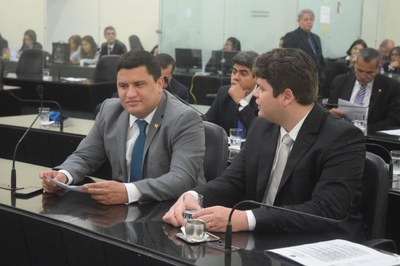 Deputados Marquinhos Madeiros e Davi Davino Filho.JPG