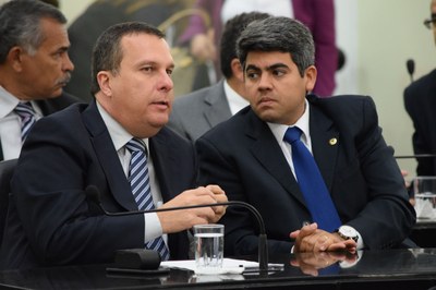 Deputados Sérgio Toledo e Carimbão Jr.JPG