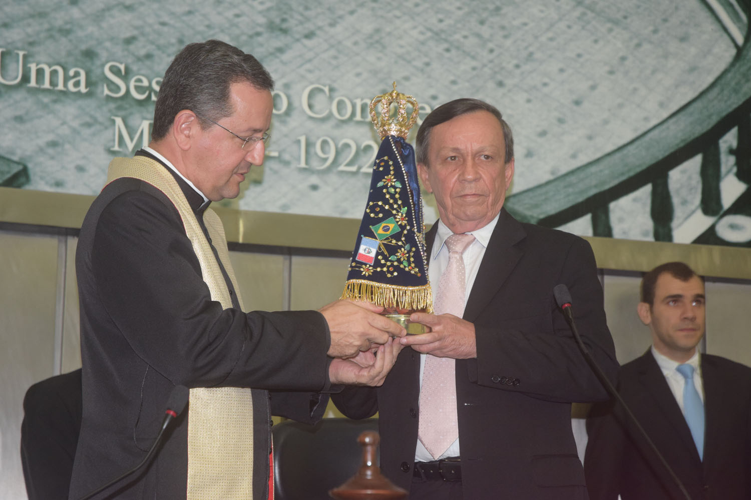 Deputado Luiz Dantas faz recepção da imagem de Nossa Senhora Aparecida (2).JPG