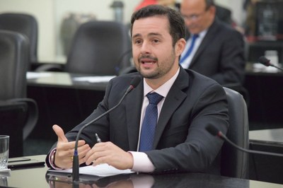 Deputado Bruno Toledo.JPG