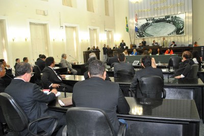 Plenário da Assembleia durante sessão extraordinária.jpg