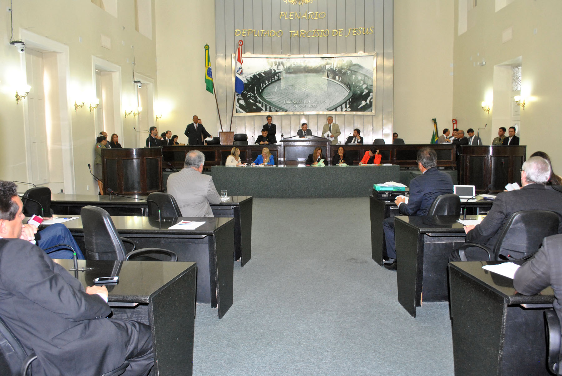 Plenário da Assembleia durante sessão extraordinária3.jpg