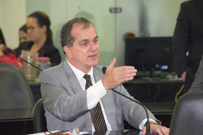 Deputado Ronaldo Medeiros.jpg