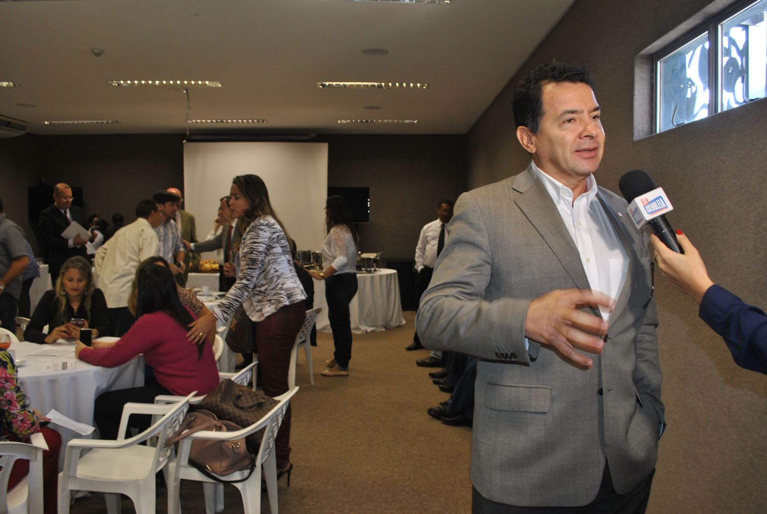 Café da manhã no Dia da Imprensa (15).JPG