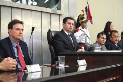 Mesa foi presidida pelo deputado Bruno Toledo.JPG