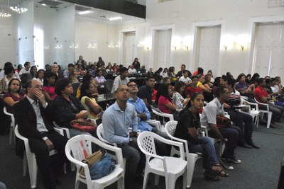 Plenário da Assembleia durante sessão especial (2).jpg