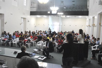 Plenário da Assembleia durante sessão especial (4).jpg