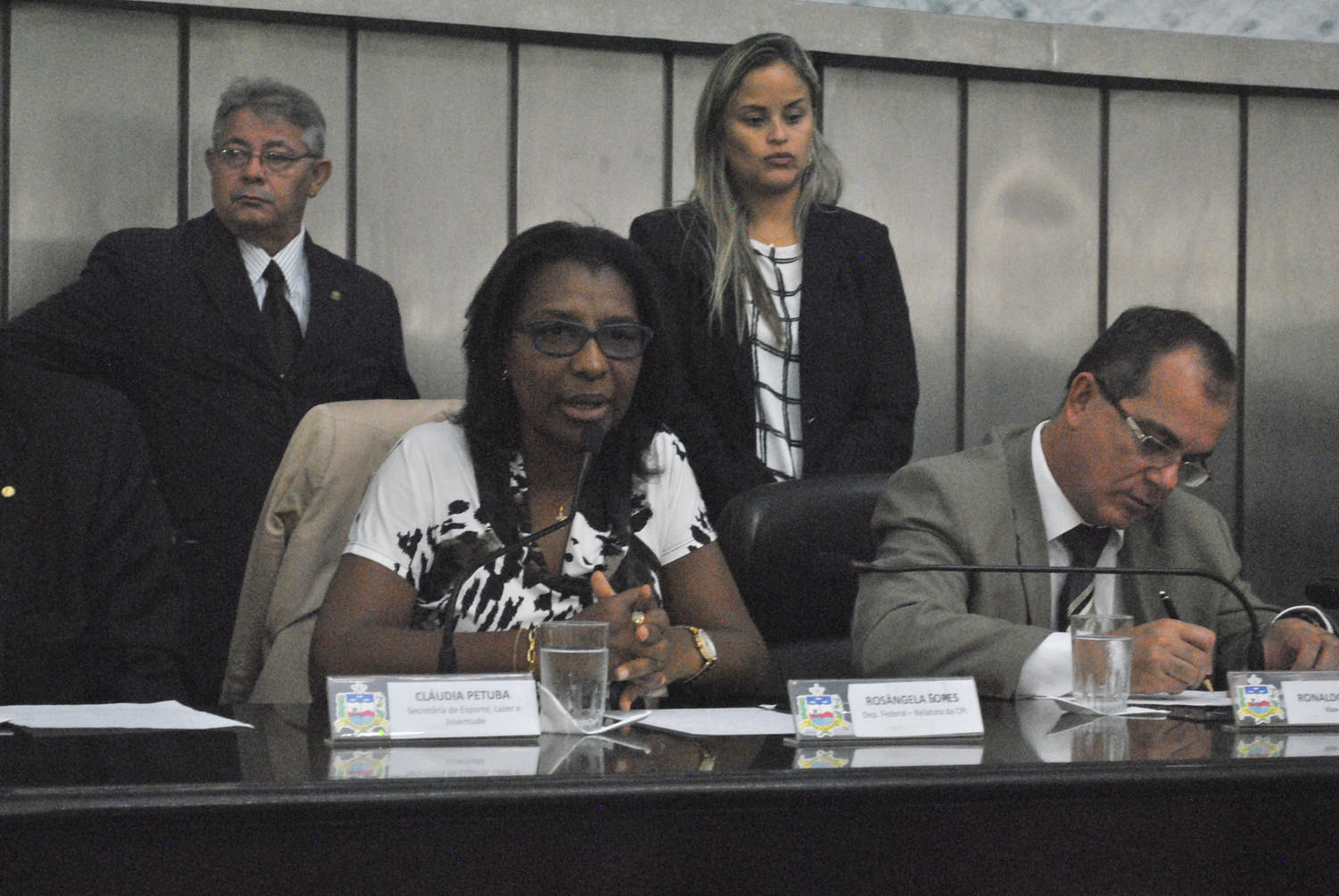 Assembleia Legislativa recebe CPI da Violência contra Jovens, Negros e Pobres  (3).jpg