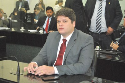 Deputado Davi Davino.JPG