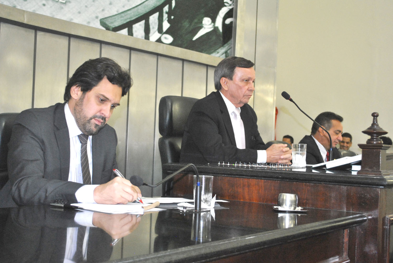 Mesa Diretora formada pelos deputados Isnaldo Bulhões, Luiz Dantas e Marcos Barbosa.JPG