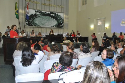 Plenário da Assembleia durante sessão especial em comemoração ao Dia Internacional da Mulher 1.jpg