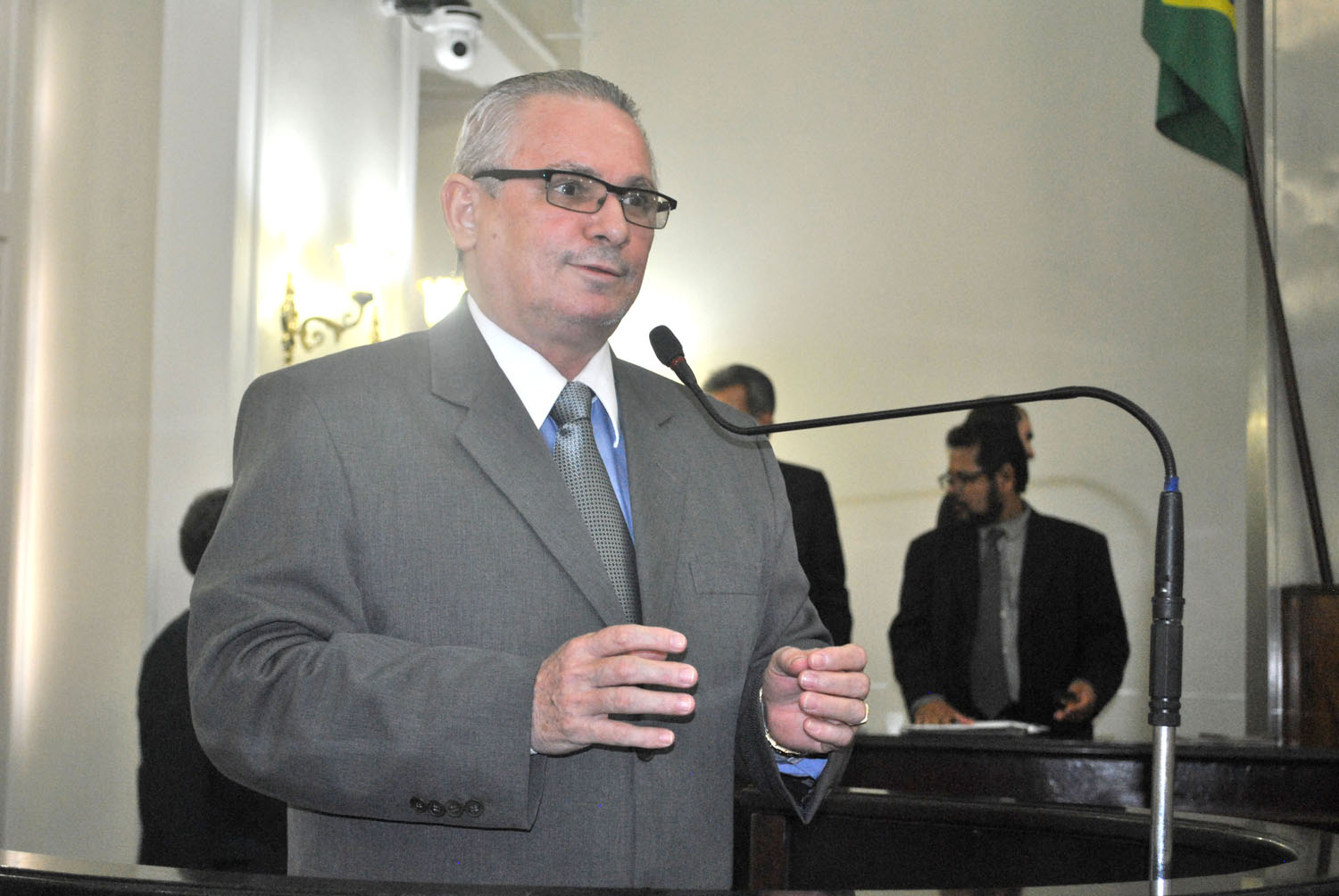 Deputado Pastor João Luiz discursa em plenário.JPG