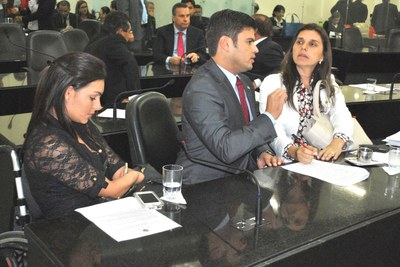 Deputados Thaise Guedes, Jairzinho Lira e Jó Pereira.JPG