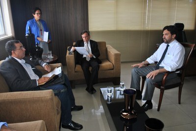 Deputados Luiz Dantas e Isnaldo Bulhões recebem visita do presidente do Crea-AL, Fernando Dacal 3.jpg