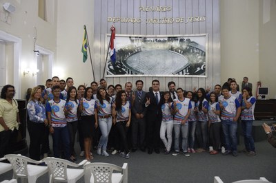 'Deputados estudantes' do projeto Parlamento Jovem visitam Assembleia Legislativa (1).jpg