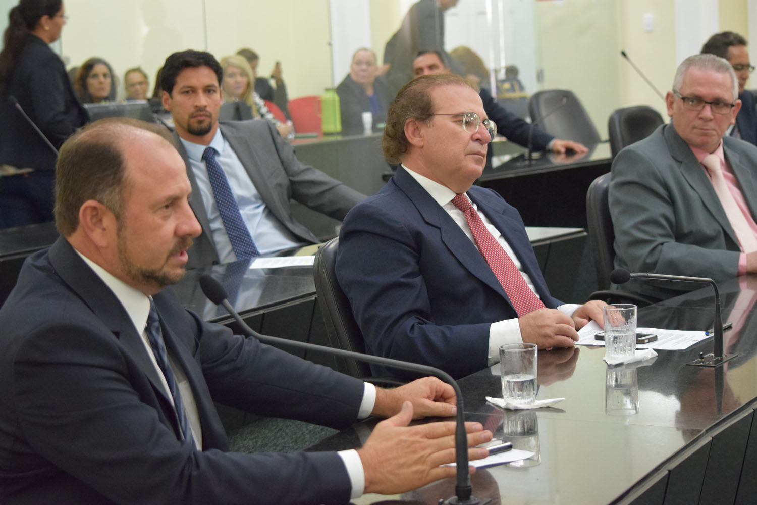 Deputado Antônio Albuquerque em pedido de aparte.JPG