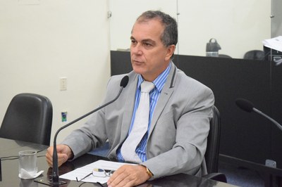 Deputado Ronaldo Medeiros em pedido de aparte .JPG