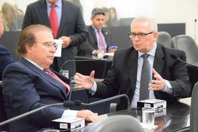 Deputados Olavo Calheiro e Pastor João Luiz.JPG