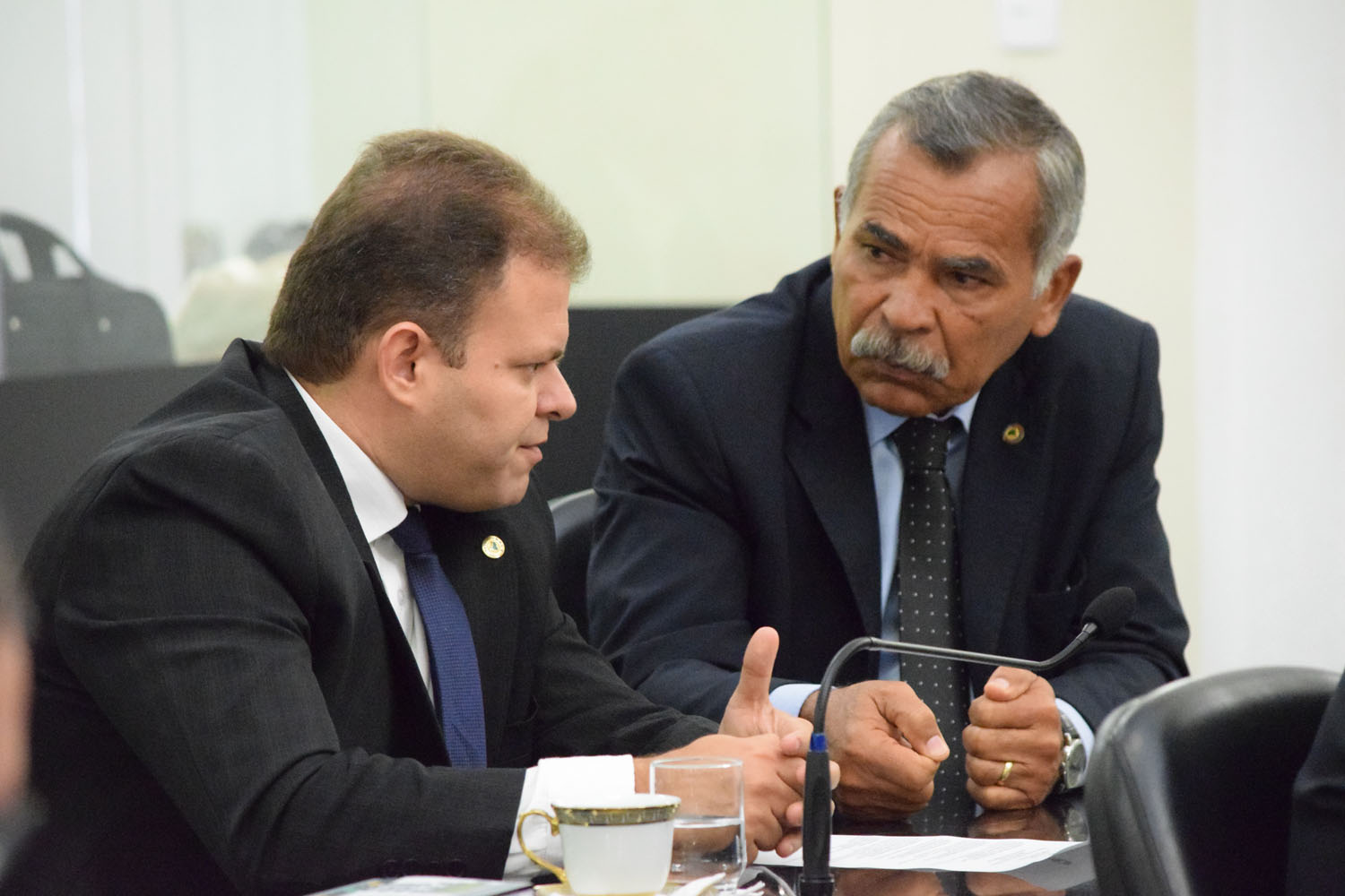 Deputados Léo Loureiro e Tarcizo Freire.JPG