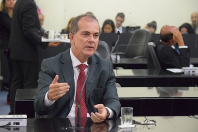 Deputado Ronaldo Medeiros.jpg