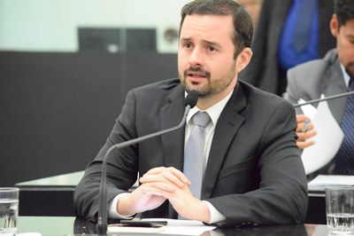 Deputado Bruno Toledo.JPG