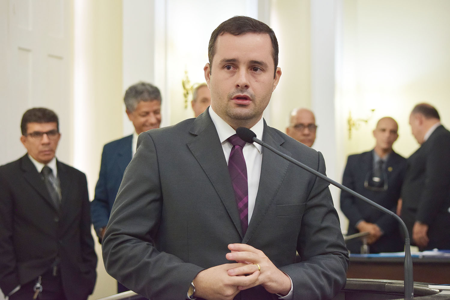 Deputado Bruno Toledo.JPG