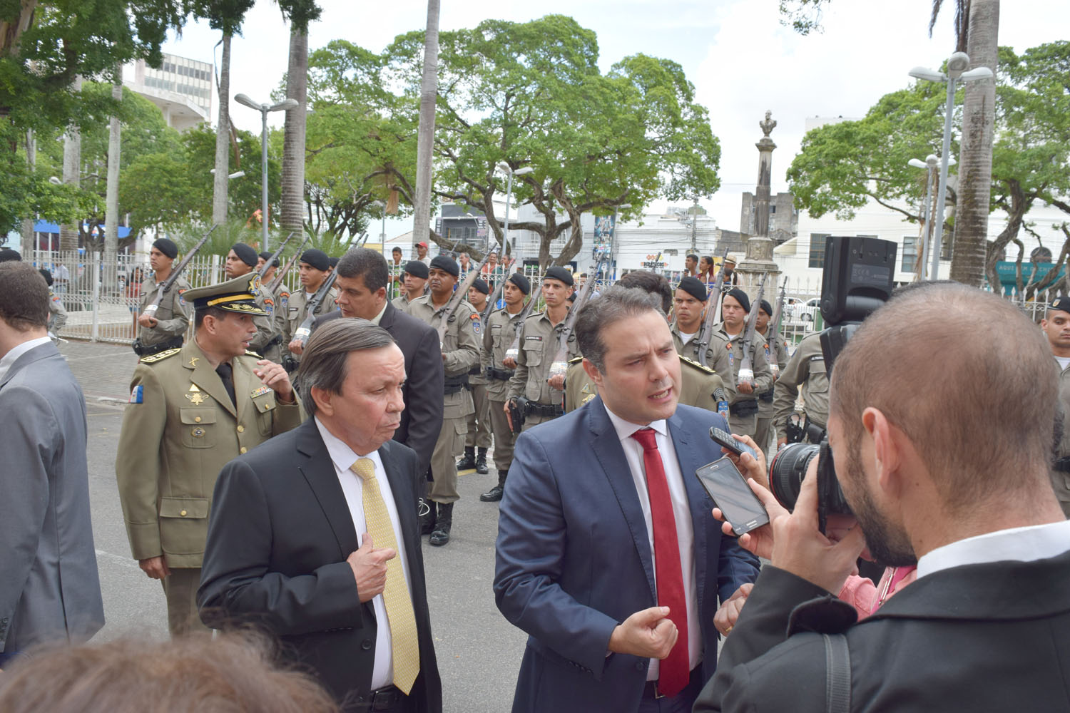 Chegada do prédio da ALE.JPG