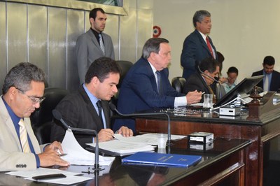 Mesa diretora foi formada pelos deputados Francisco Tenório, Marcelo Victor e Luiz Dantas.JPG