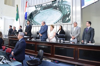 Sessão de homenagem aos procuradores (5).jpg