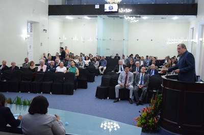 Sessão de homenagem aos procuradores (8).JPG