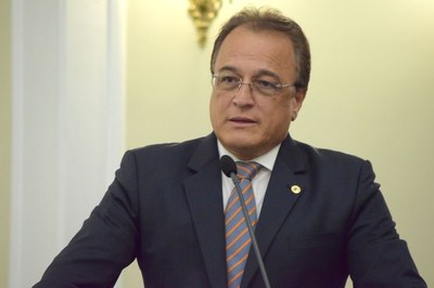 Deputado Galba Novaes.JPG