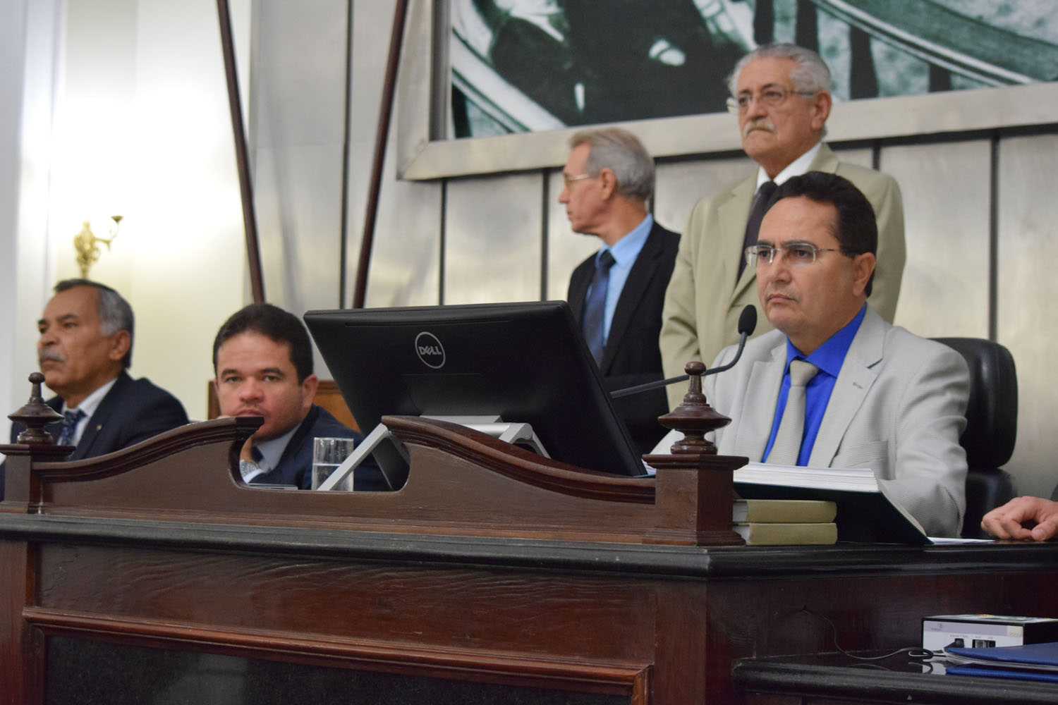 Deputado Francisco Tenório presidiu a sessão.JPG