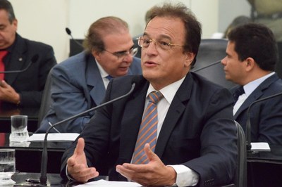 Deputado Galba Novaes.JPG