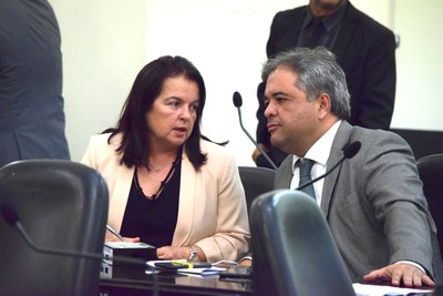 Deputados Fátima Canuto e Silvio Camelo.JPG