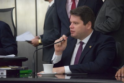 Deputado Davi Davino.JPG