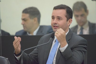 Deputado Bruno Toledo.JPG