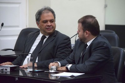 Deputados Silvio Camelo e Léo Loureiro.JPG