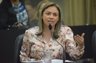 Deputada Flávia Cavalcante.jpeg