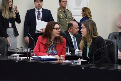 Deputadas Jó Pereira e Cibele Moura.JPG