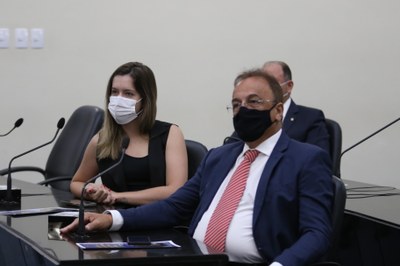 Deputados Cbele Moura e Galba Noves.JPG