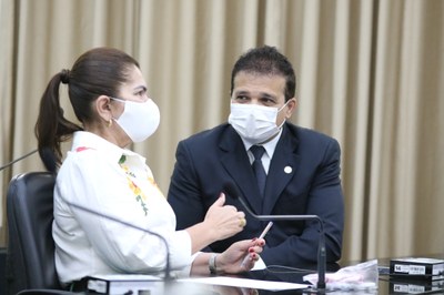 Deputados Ângela Grrote e Ricardo Nezinho (01).JPG