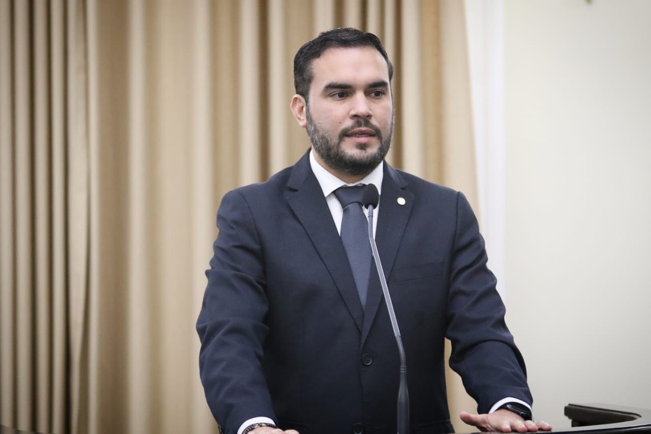 Davi Maia.jpeg