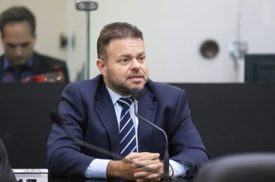 Leo Loureiro.jpeg