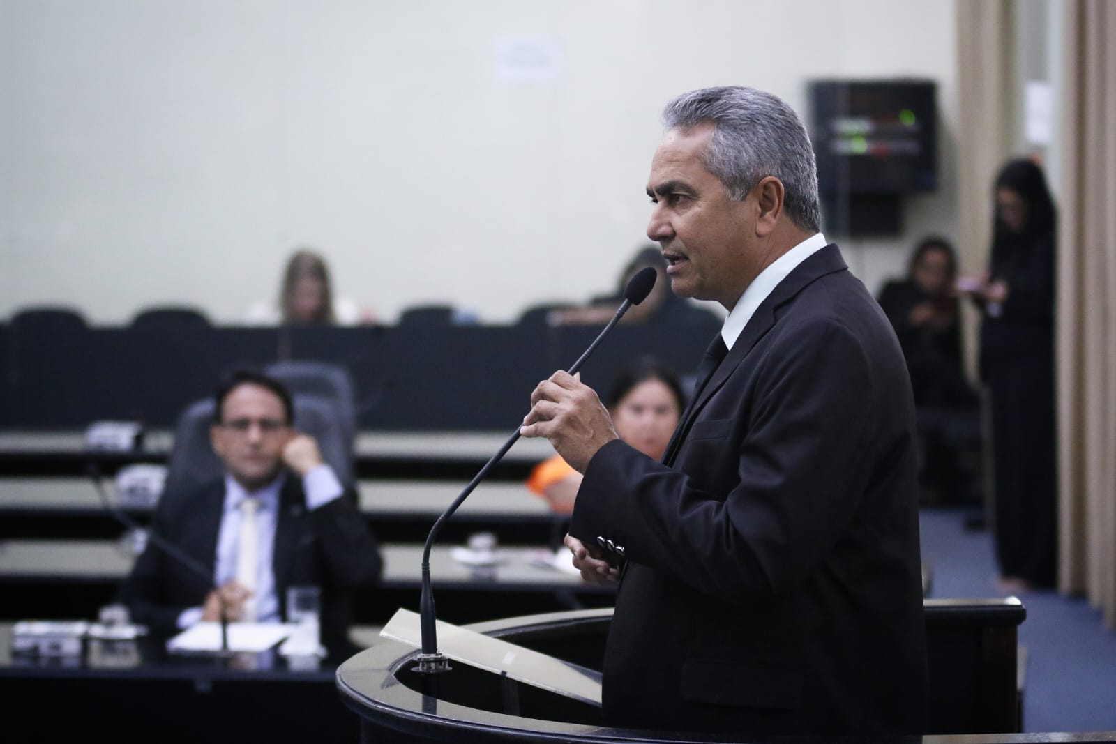 Deputado Francisco Tenório.jpeg