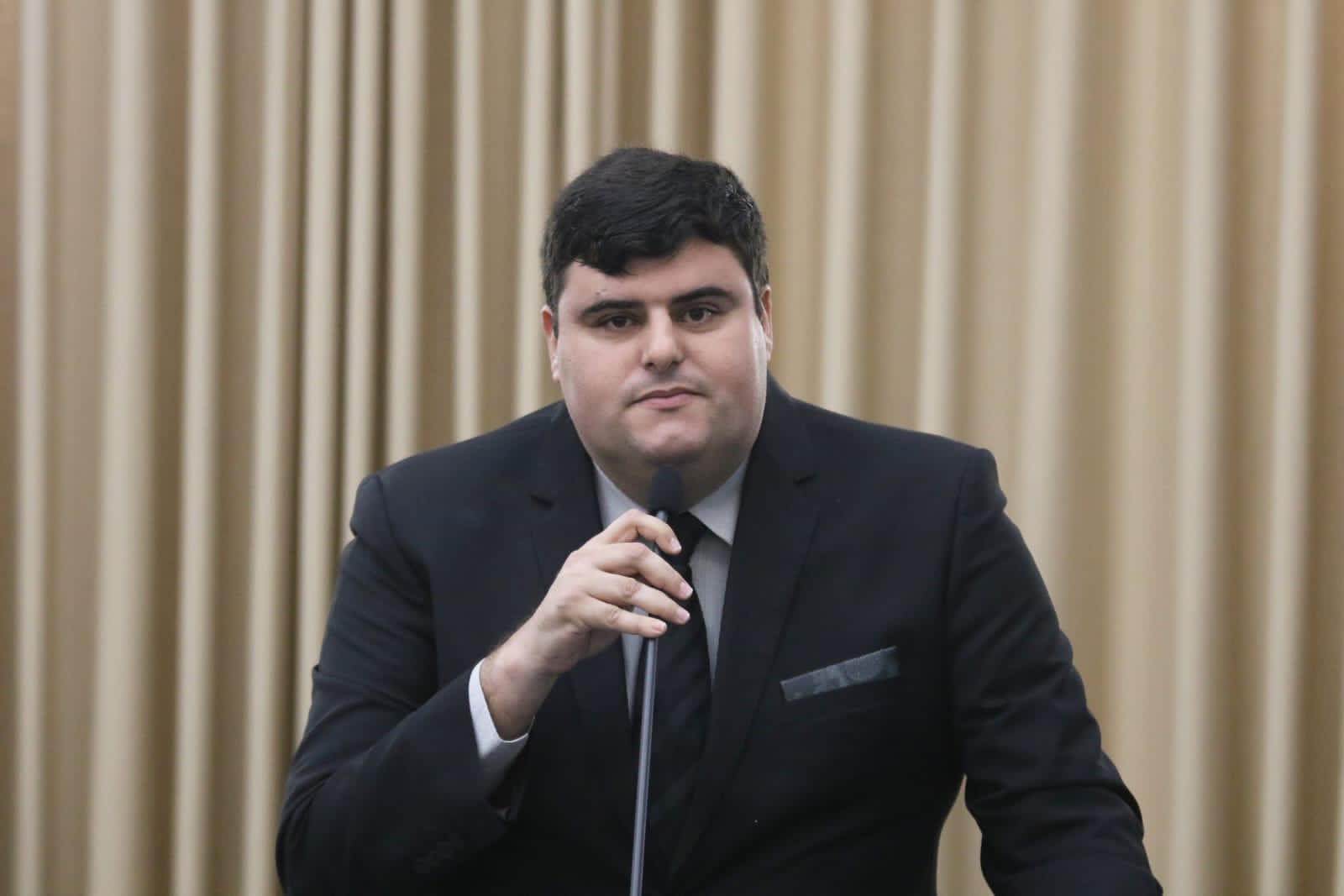 Henrique Chicão.jpeg