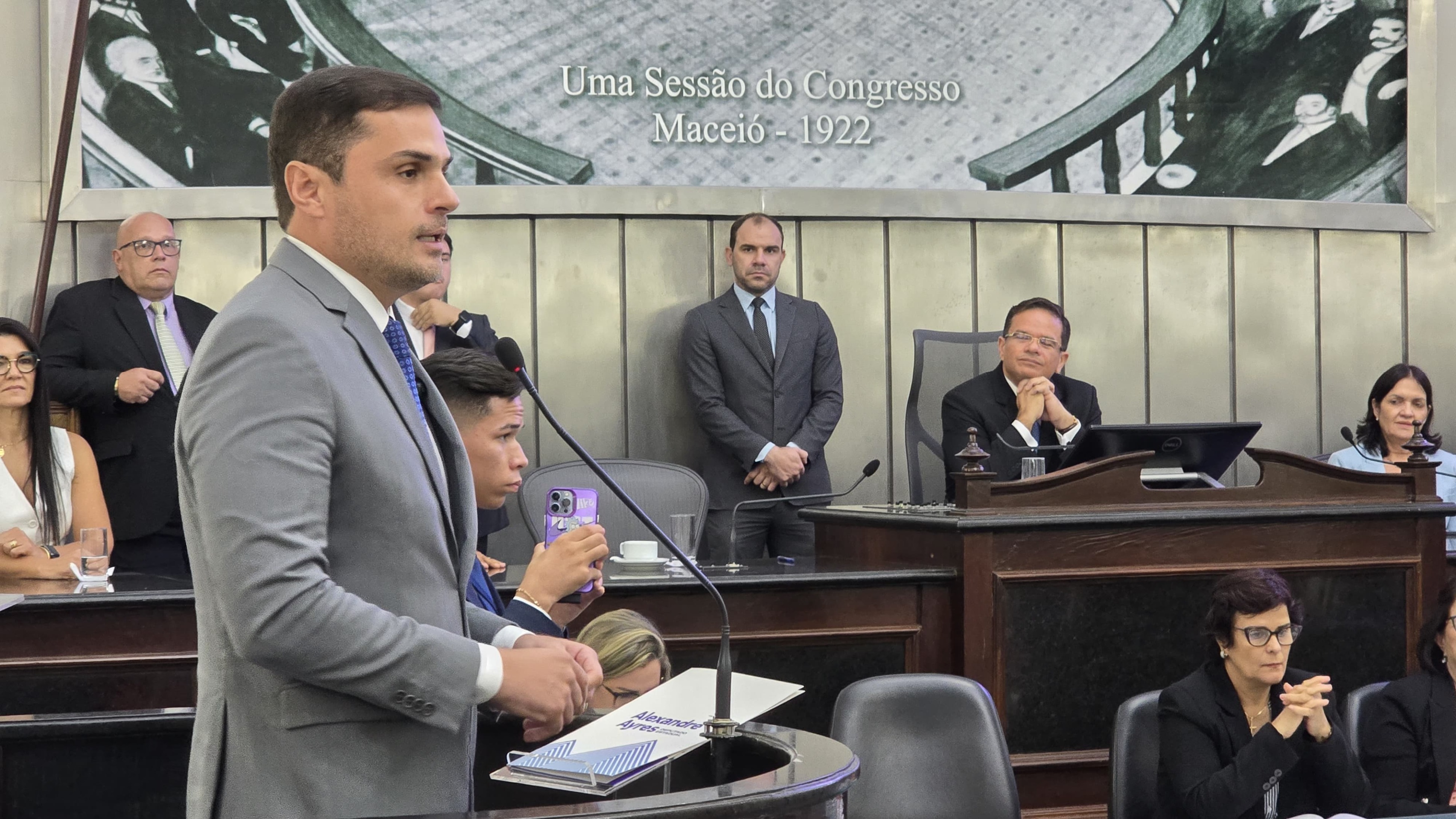 Sessão Solene - Comenda Hélvio Auto - Profissionais de SaúdePandemia 1 (3).jpeg