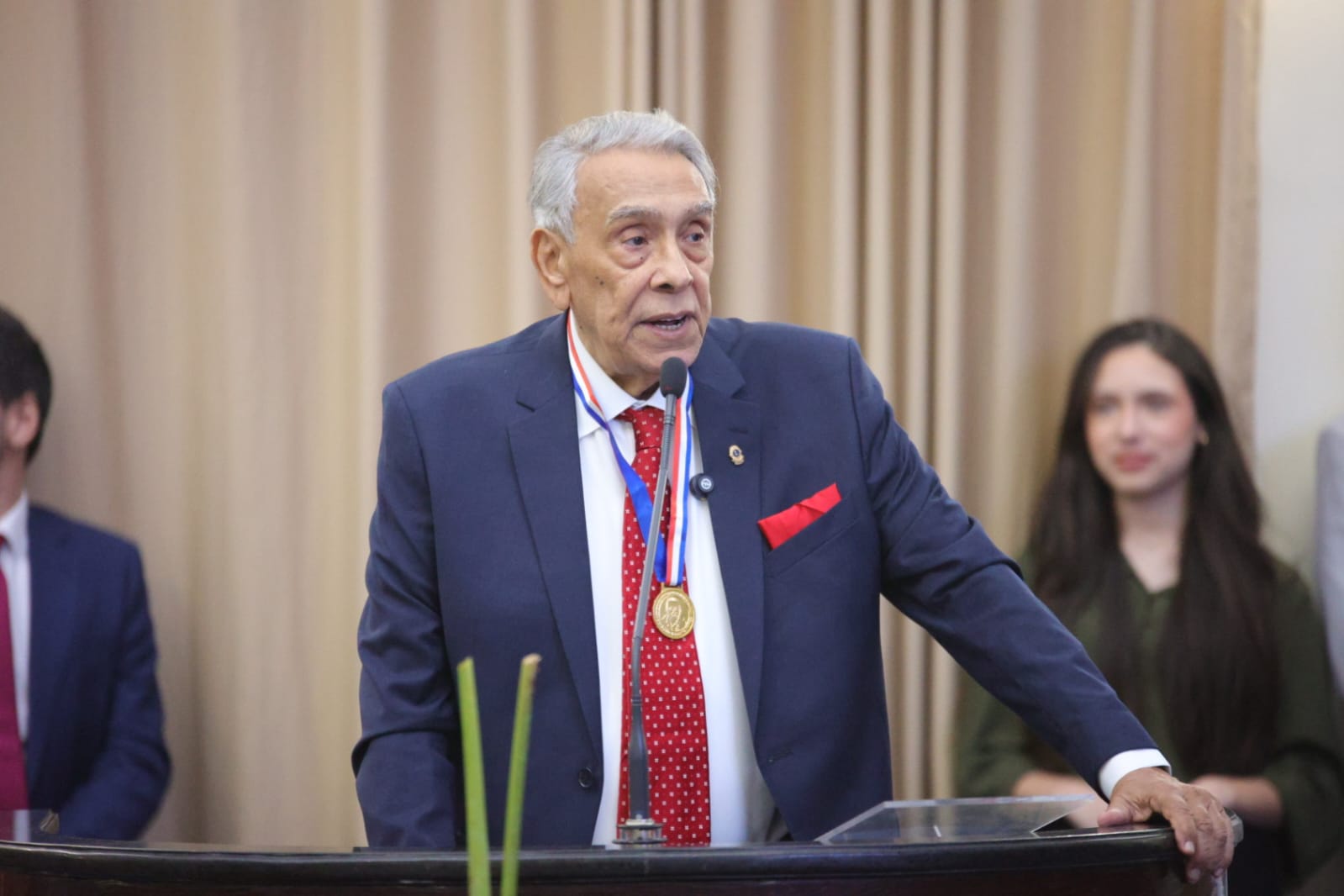 Sessão Solene - Comenda Paulo Bezerra Nunes (10).jpeg