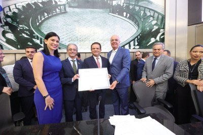 Sessão solene - Comenda Tavares Bastos - Fábio Farias (1).jpeg